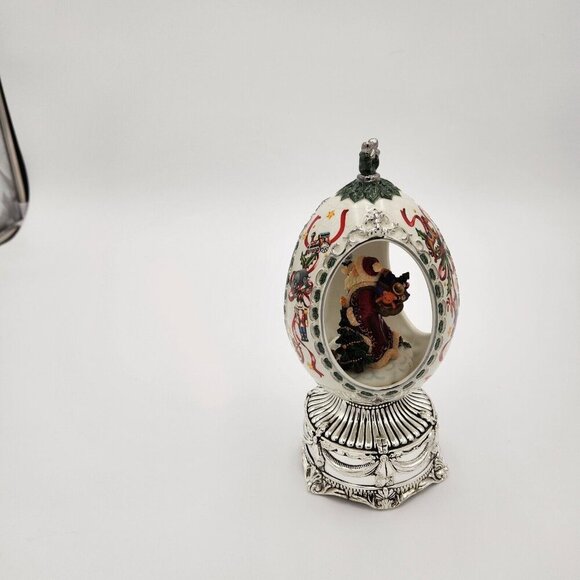 VTG 2003 Santa Claus Rotating Musical Egg Have Yourself A Merry Little Christmas - Picture 3 of 6